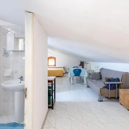 Casa Dell'artista شقة أفولا