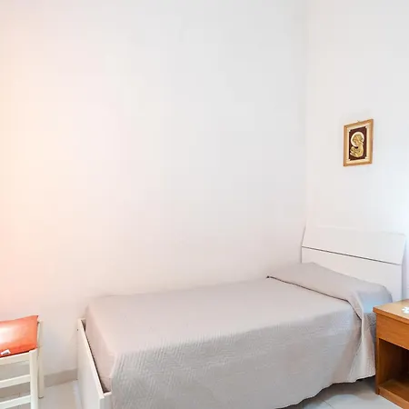 Casa Dell'artista شقة أفولا